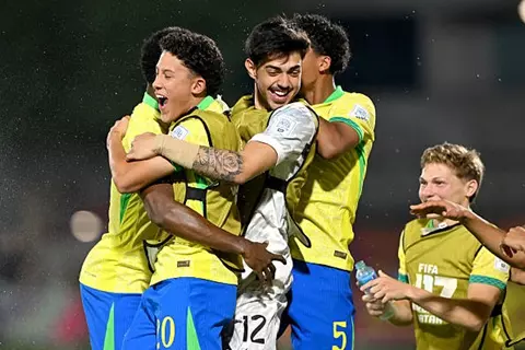 البرازيل تتفوق على فرنسا وتتأهل إلى ربع نهائي كأس العالم للناشئين